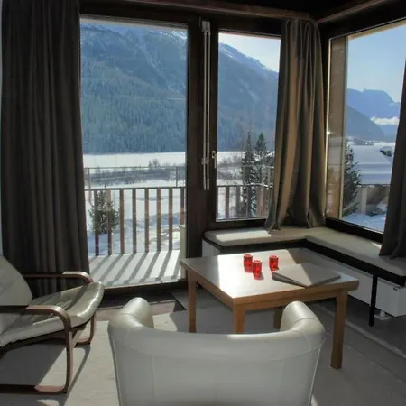 Appartamento Chesa Arnica A5 By Interhome *