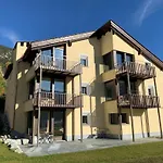 Appartement Chesa Arnica A5 By Interhome