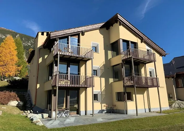 Apartamento Chesa Arnica A5 By Interhome